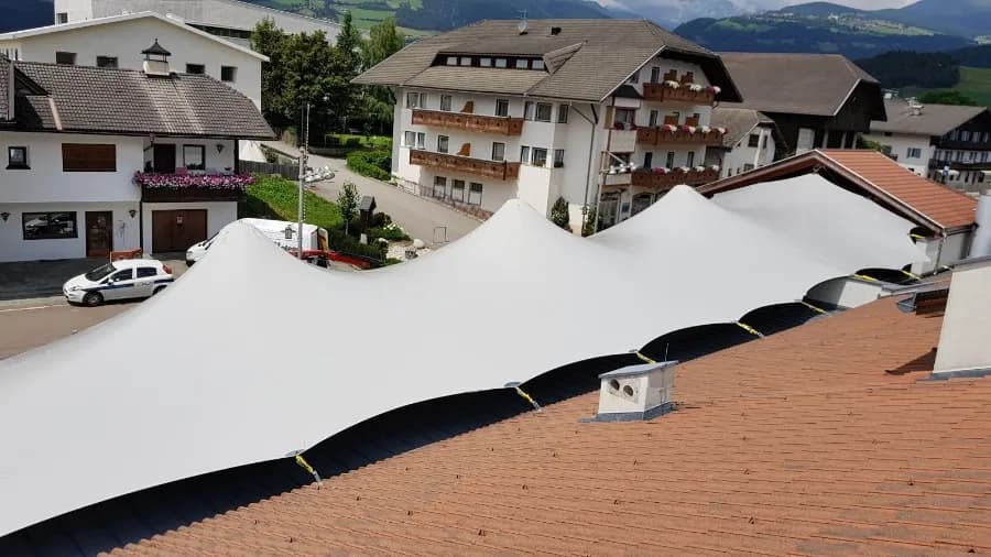 Ganzjahres Sonnensegel Alpenraum