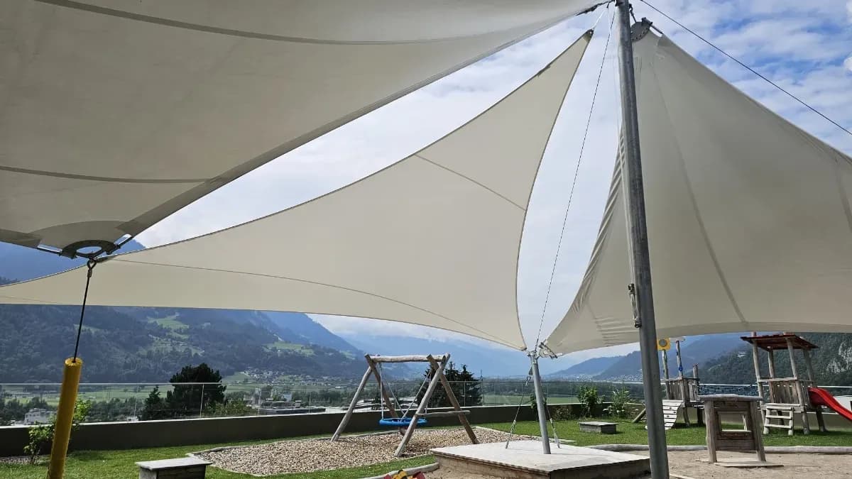 Ganzjahres Sonnensegel Alpenraum